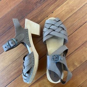 Moheda Swedish clogs taupe